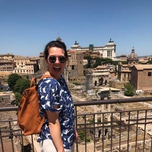 Meet your Posher, Kelly